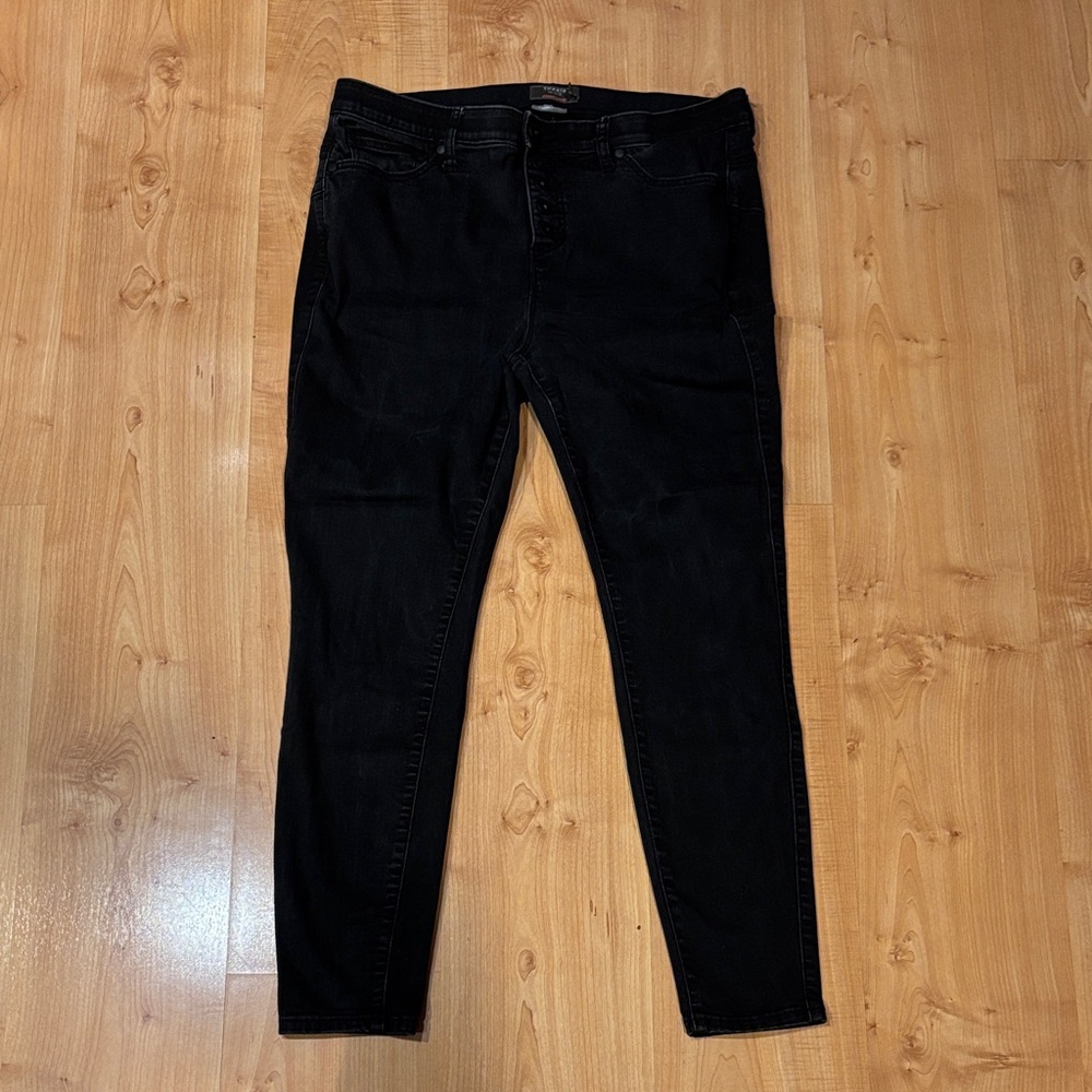 Torrid Women's Black Skinny Jeans